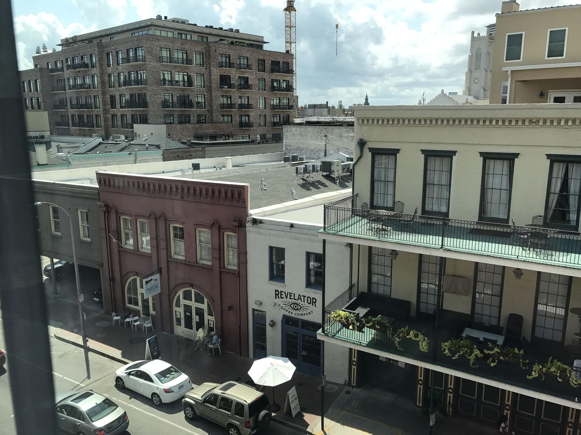 Cambria Hotel New Orleans Downtown Warehouse District Exterior photo